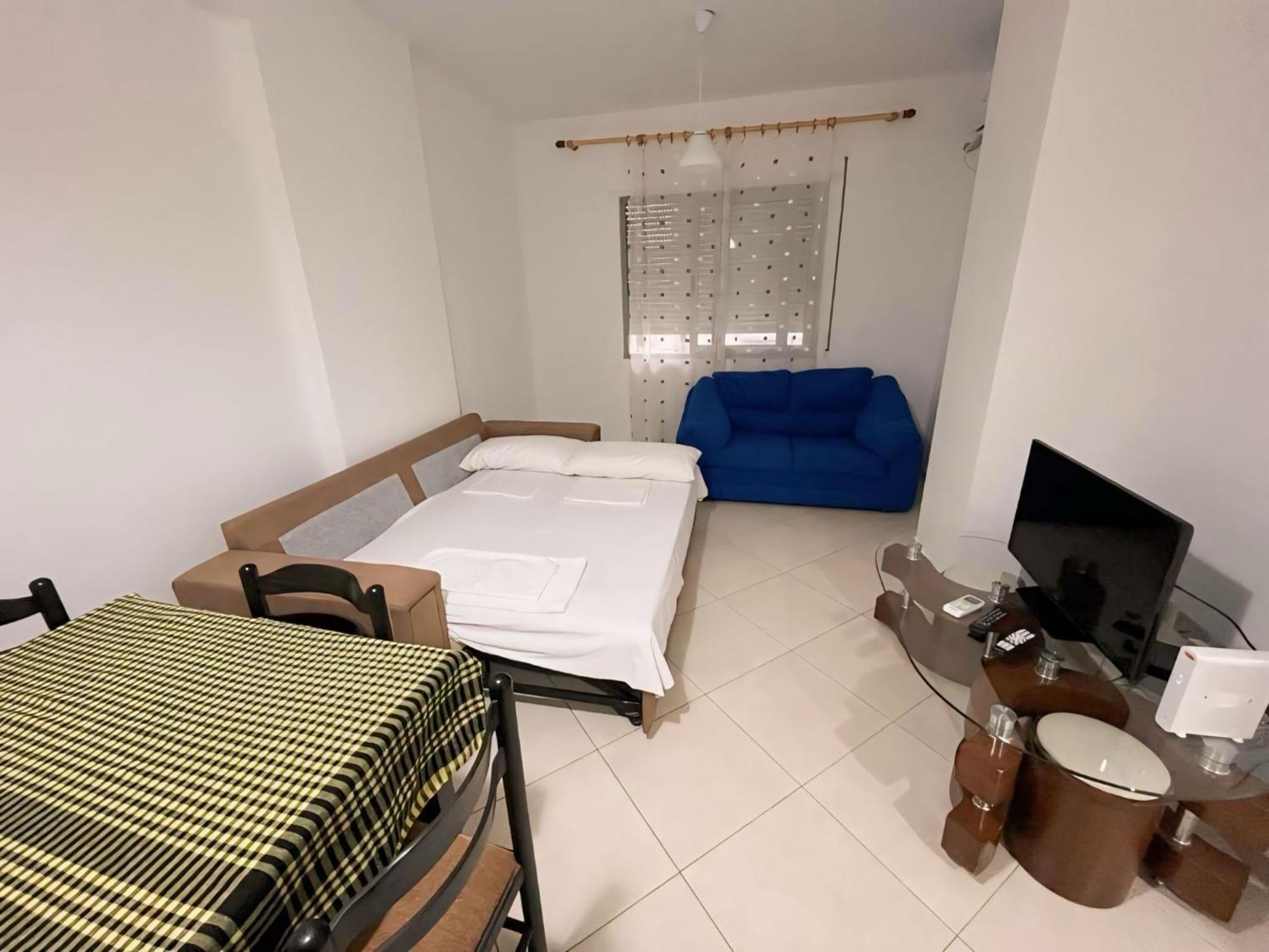 Gerald'S Central Apartments Vlorë Quarto foto